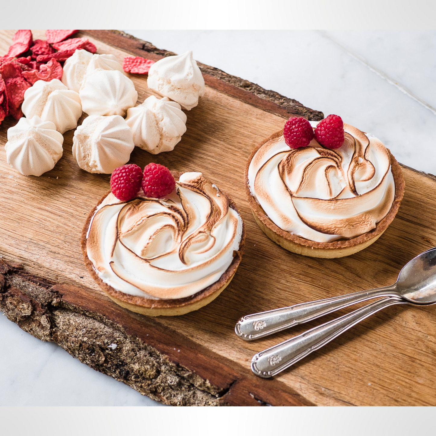Lemon or raspberry meringue pie